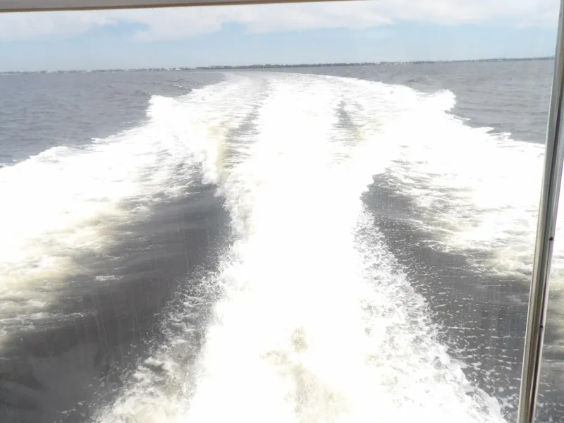 Slide: The Image of Sea Ray 390 Motor Yacht 2003 - 4275293