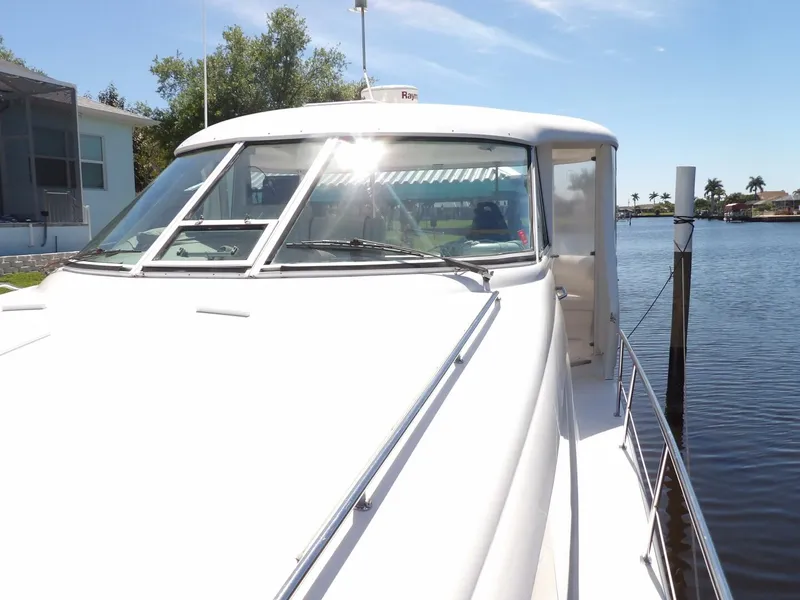 Slide: The Image of Sea Ray 390 Motor Yacht 2003 - 4269670