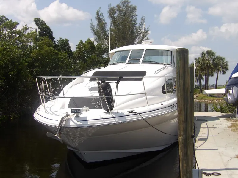 Slide: The Image of Sea Ray 390 Motor Yacht 2003 - 4365213