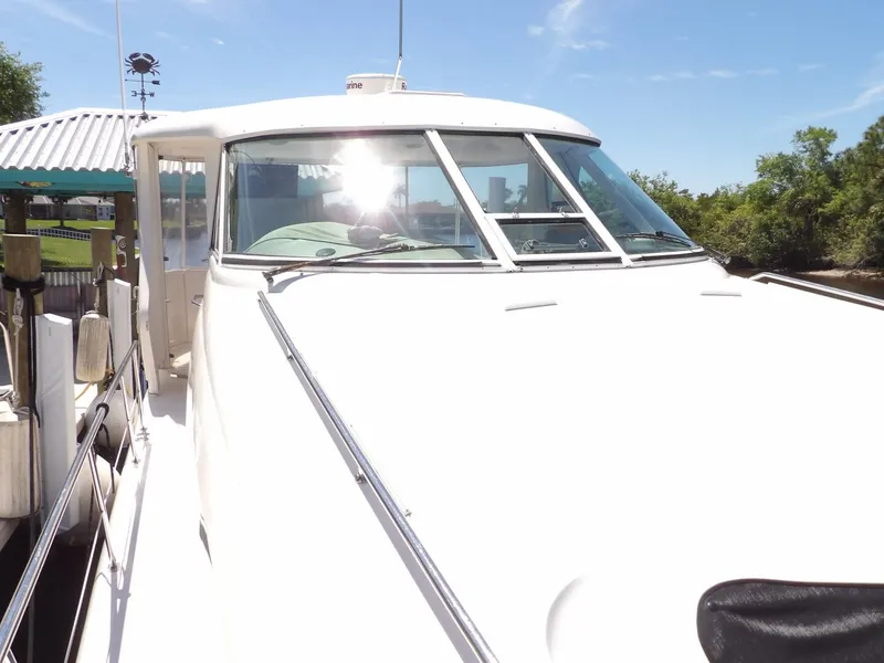 Slide: The Image of Sea Ray 390 Motor Yacht 2003 - 4269673