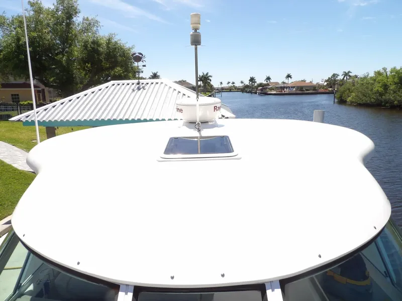Slide: The Image of Sea Ray 390 Motor Yacht 2003 - 4269674