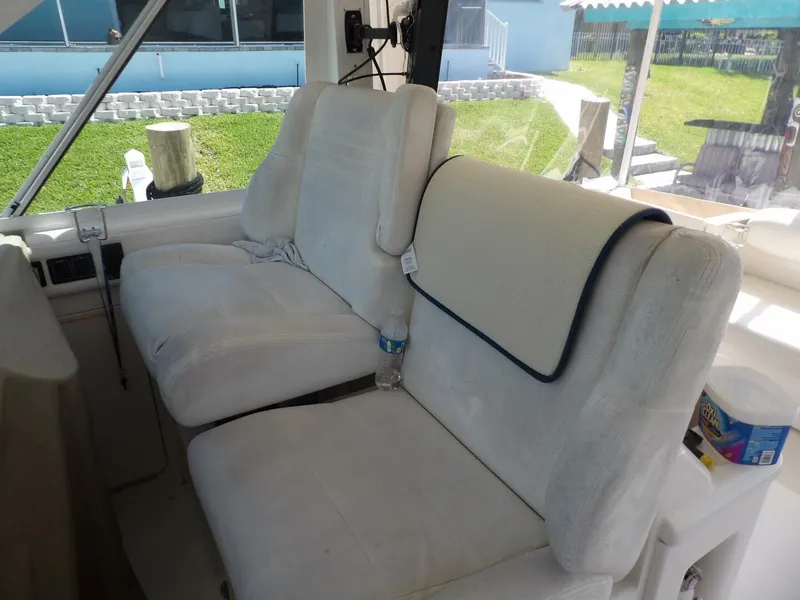 Slide: The Image of Sea Ray 390 Motor Yacht 2003 - 4269685