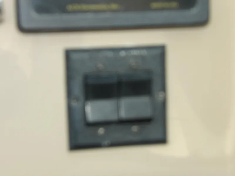 Slide: The Image of Sea Ray 390 Motor Yacht 2003 - 4269691