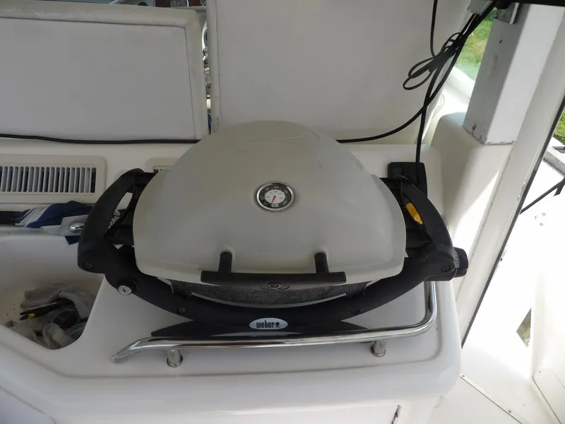 Slide: The Image of Sea Ray 390 Motor Yacht 2003 - 4269696