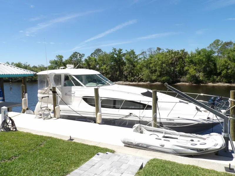 Slide: The Image of Sea Ray 390 Motor Yacht 2003 - 4269655
