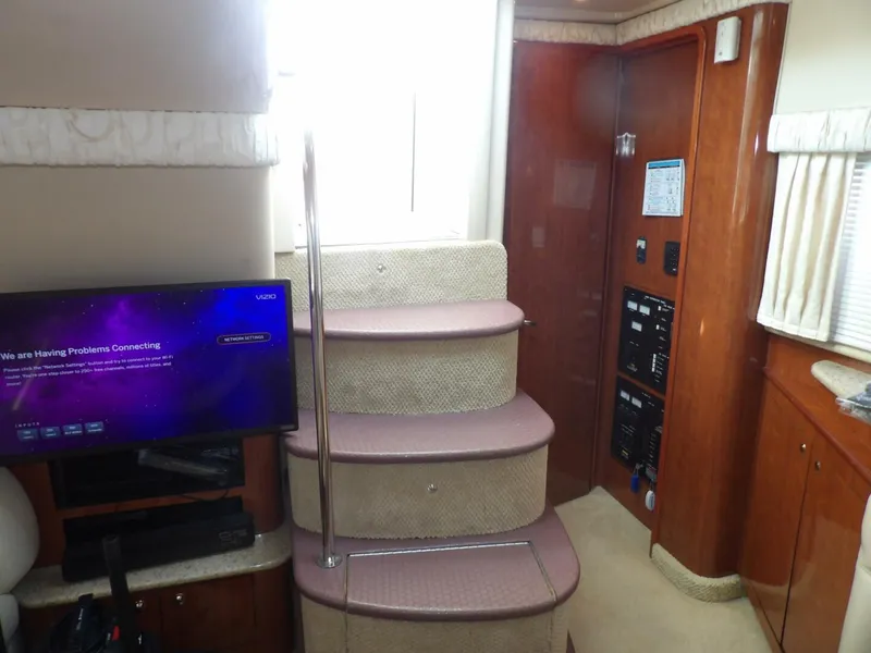 Slide: The Image of Sea Ray 390 Motor Yacht 2003 - 4269711