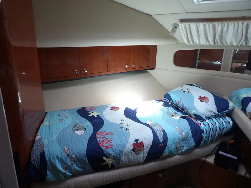Slide: The Image of Sea Ray 390 Motor Yacht 2003 - 4269727