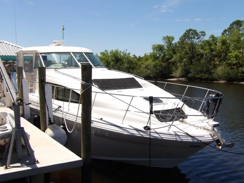Slide: The Image of Sea Ray 390 Motor Yacht 2003 - 4269661