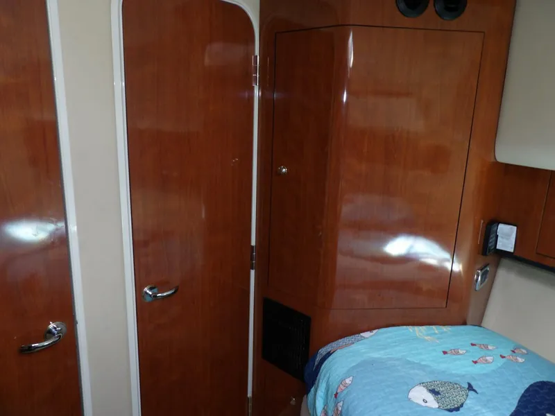 Slide: The Image of Sea Ray 390 Motor Yacht 2003 - 4269730