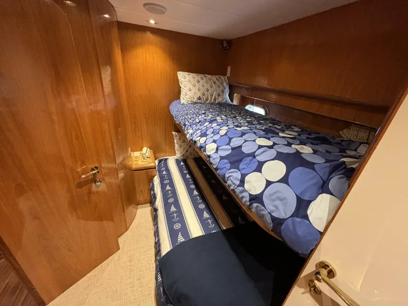 Slide: The Image of Vitech Vitech 68 Pilothouse 1999 - 4271289