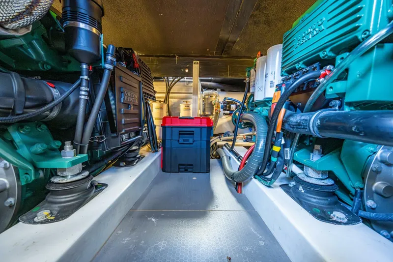 Slide: The Image of Beneteau Swift Trawler 44 2018 - 4271747