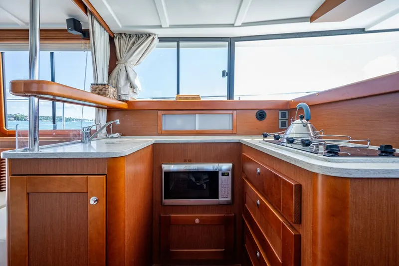 Slide: The Image of Beneteau Swift Trawler 44 2018 - 4271789