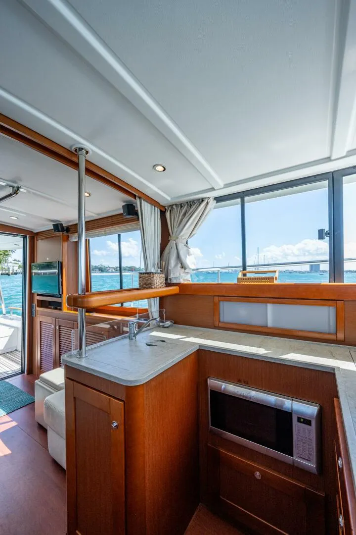 Slide: The Image of Beneteau Swift Trawler 44 2018 - 4271785