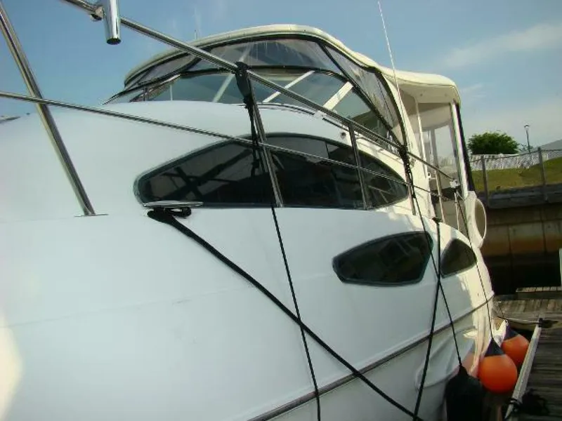 Slide: The Image of Cruisers Yachts 455 Express Motoryacht 2004 - 4272203