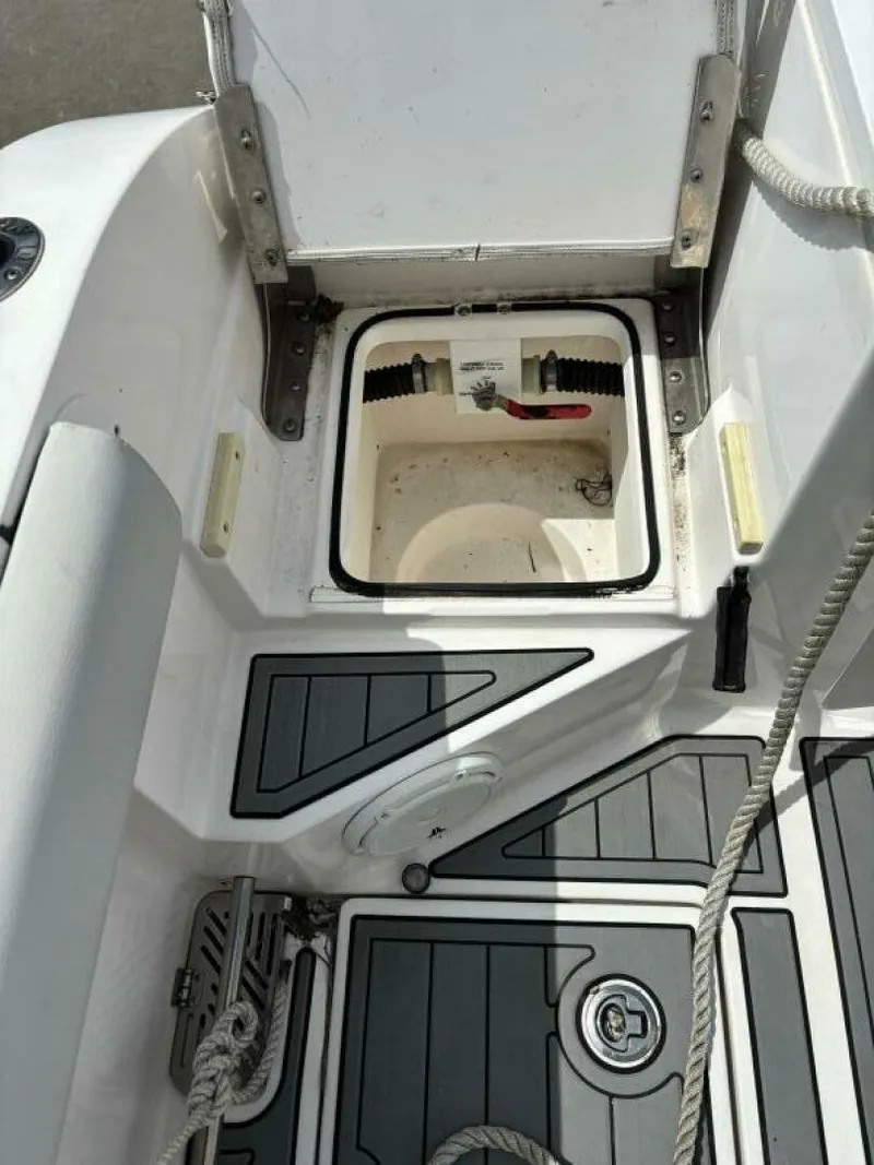 Slide: The Image of Sea Fox 328 Commander 2020 - 4272996