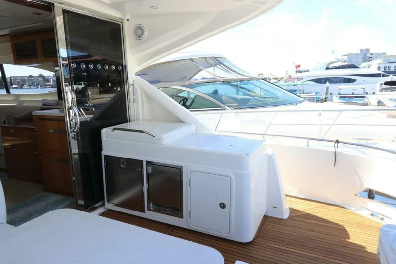 Slide: The Image of Riviera 6000 Sport Yacht 2020 - 4275641