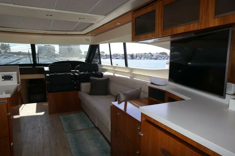 Slide: The Image of Riviera 6000 Sport Yacht 2020 - 4275650