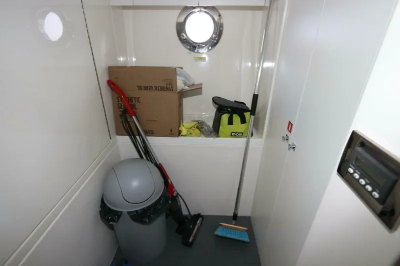 Slide: The Image of Riviera 6000 Sport Yacht 2020 - 4275689