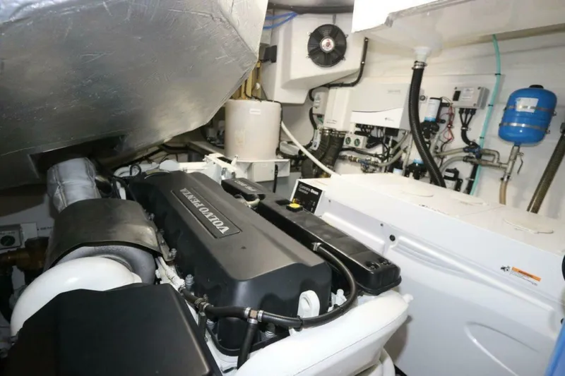 Slide: The Image of Riviera 6000 Sport Yacht 2020 - 4275697