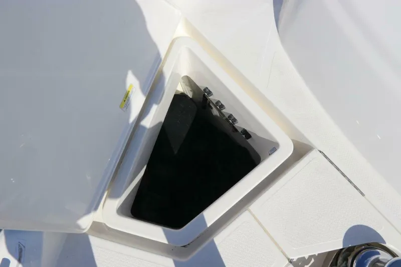 Slide: The Image of Riviera 6000 Sport Yacht 2020 - 4275633