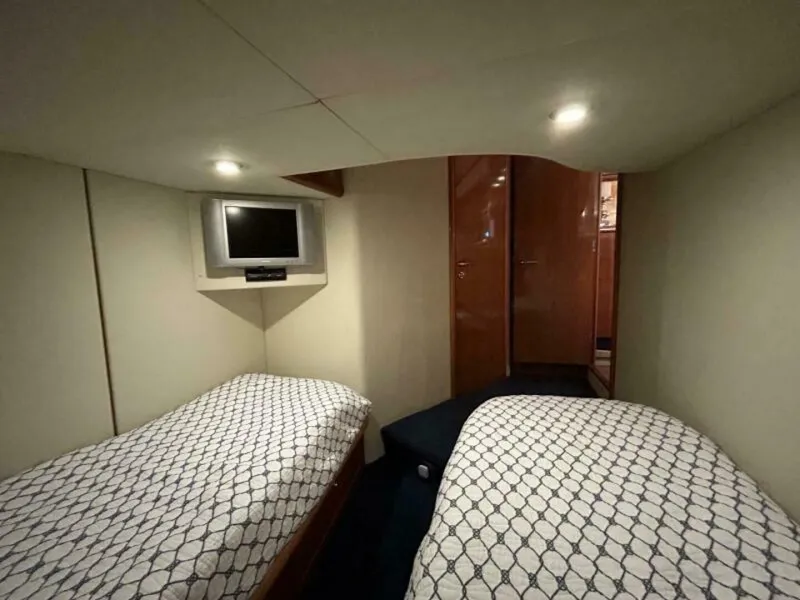 Slide: The Image of 2003 Sunseeker 50 Camargue - 4281120