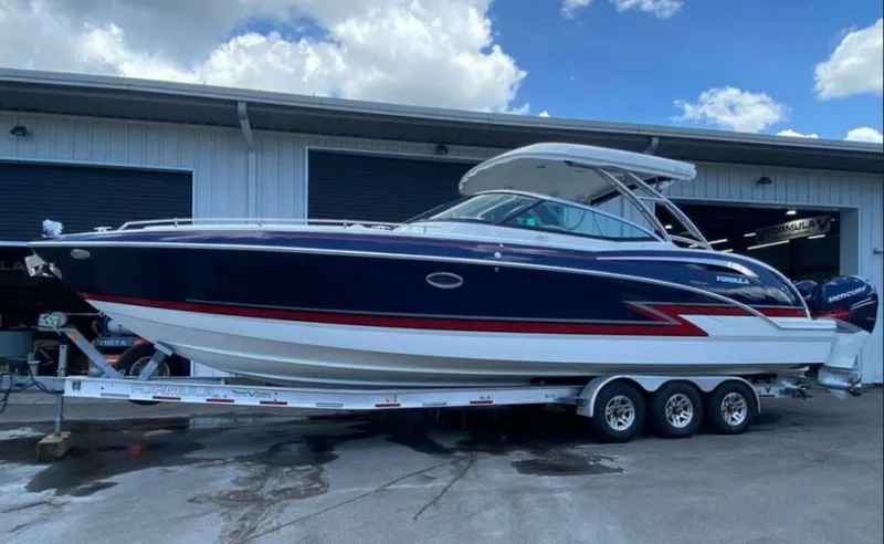 Slide: The Image of Formula 350 Crossover Bowrider 2017 - 4284396