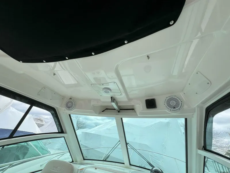 Slide: The Image of Boston Whaler 285 Conquest 2017 - 4286681