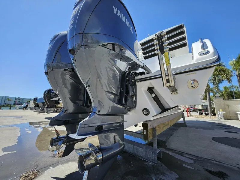 Slide: The Image of Century 2900 Center Console 2022 - 5742519