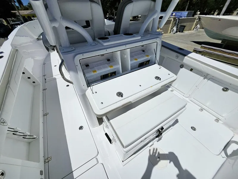 Slide: The Image of Century 2900 Center Console 2022 - 5742545
