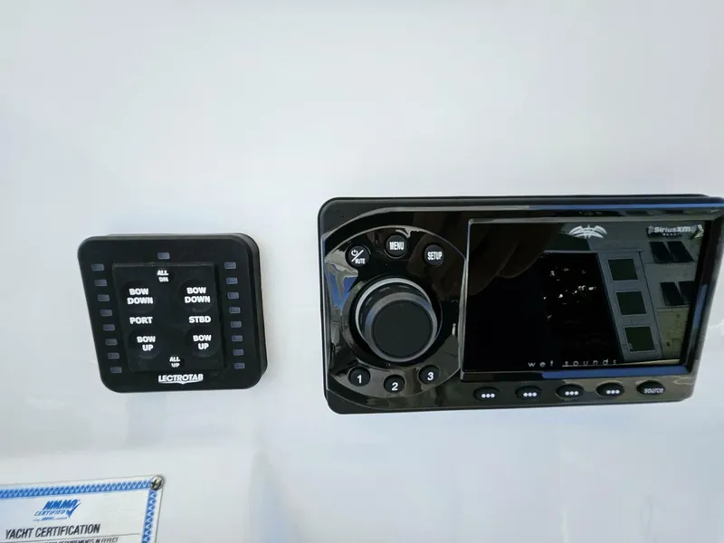 Slide: The Image of Century 2900 Center Console 2022 - 5742555