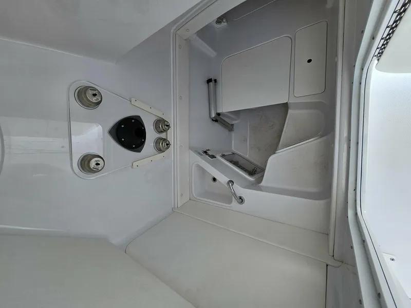 Slide: The Image of Century 2900 Center Console 2022 - 5742561