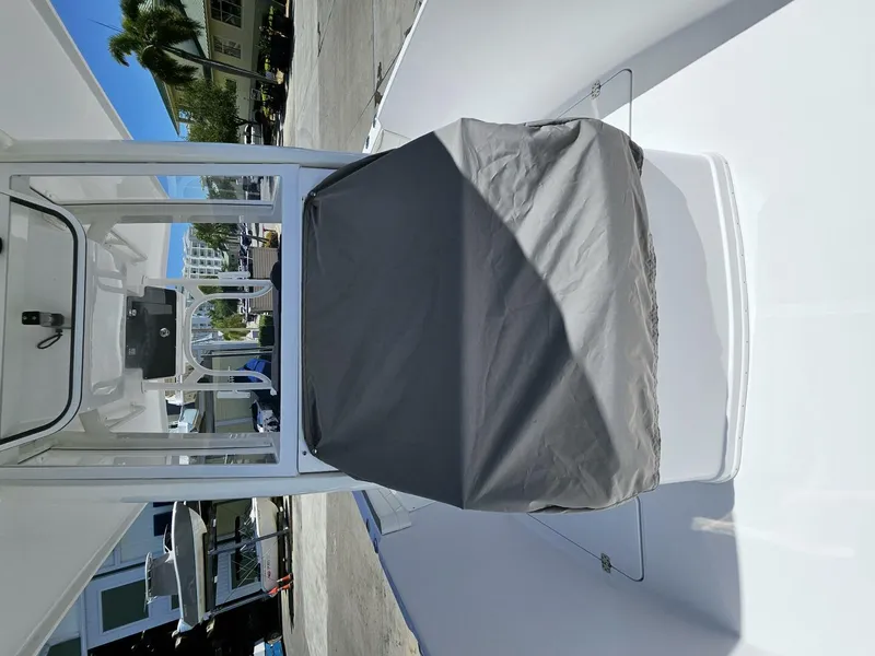 Slide: The Image of Century 2900 Center Console 2022 - 5742565