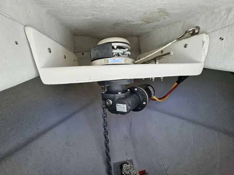 Slide: The Image of Century 2900 Center Console 2022 - 5742568