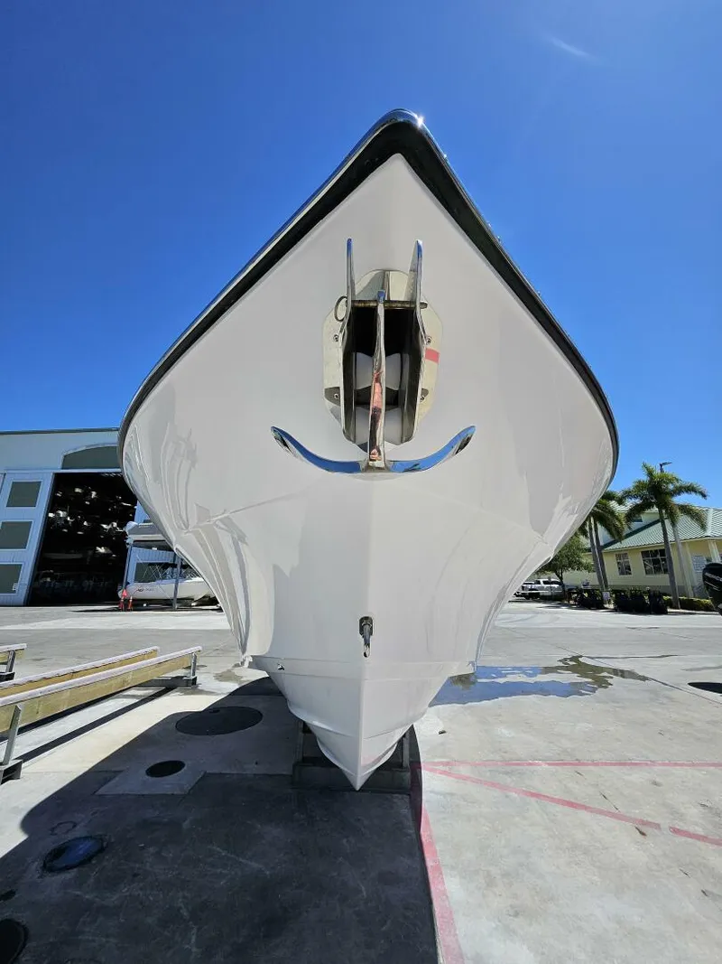 Slide: The Image of Century 2900 Center Console 2022 - 5742510
