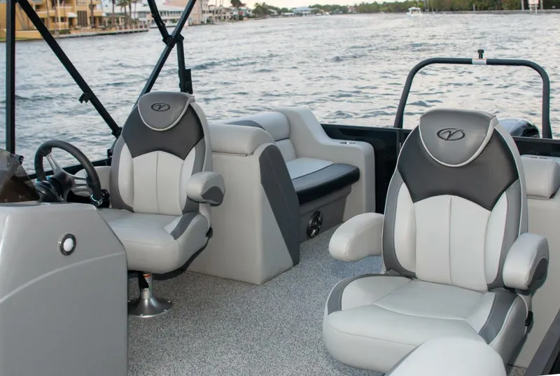 Slide: The Image of Veranda Vista View RC22 2022 - 4287808