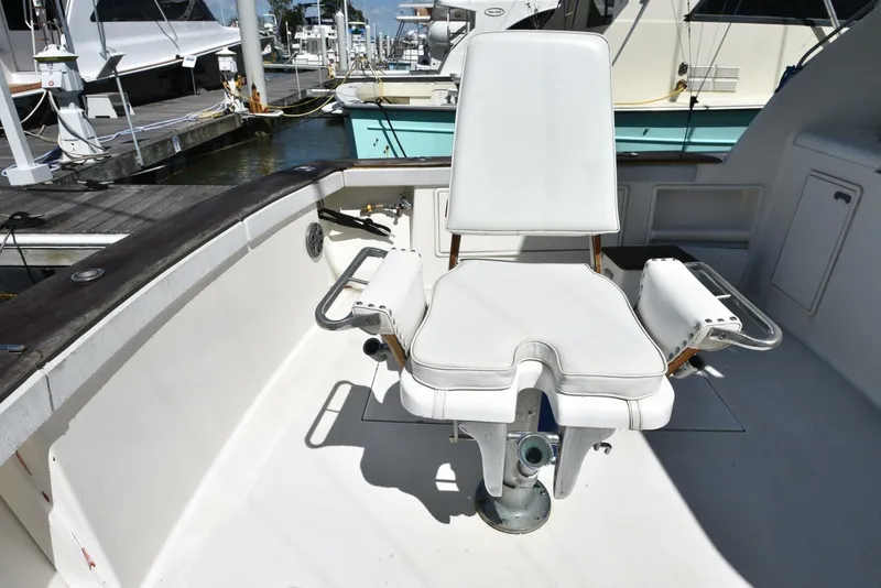 Slide: The Image of Ocean Yachts 48 Convertible 1997 - 4290394