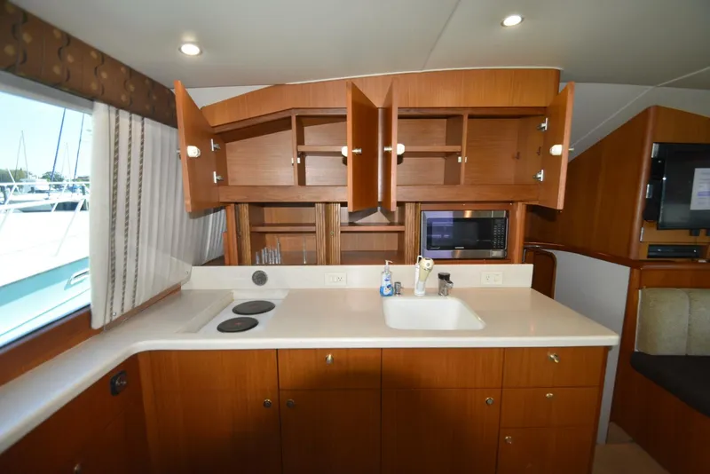 Slide: The Image of Ocean Yachts 48 Convertible 1997 - 4290480