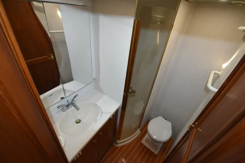 Slide: The Image of Ocean Yachts 48 Convertible 1997 - 4290503