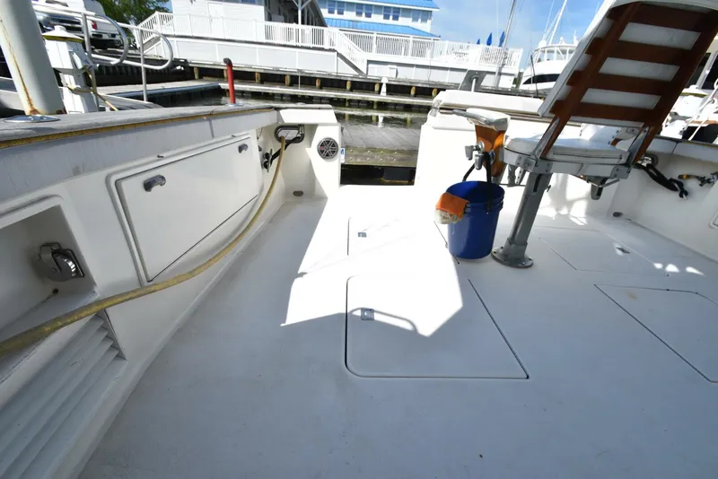 Slide: The Image of Ocean Yachts 48 Convertible 1997 - 4290511