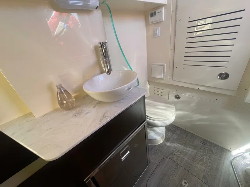 Slide: The Image of 2020 35 Scout 355 LXF CC 'TT Exit Strategy' Head - 4290870