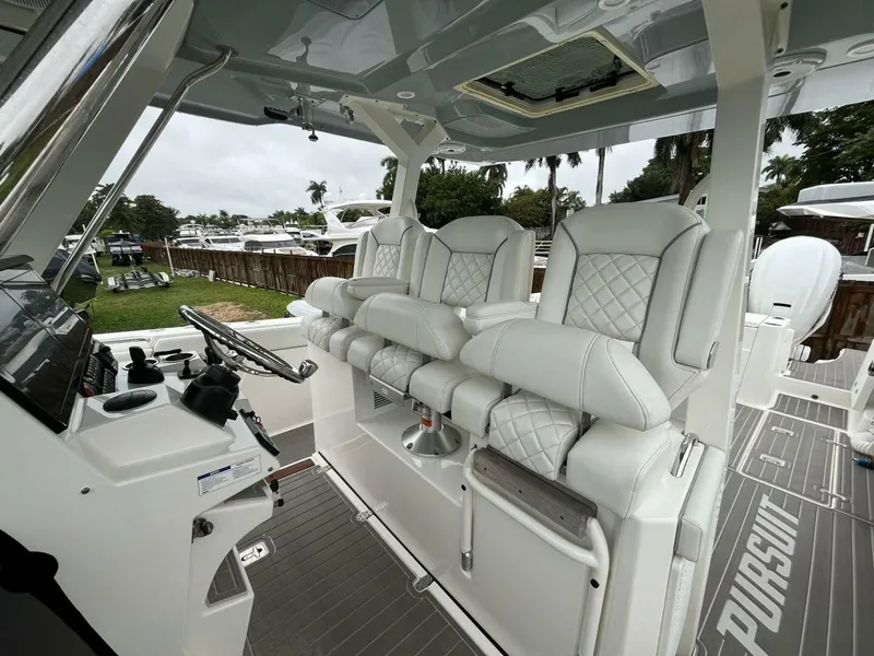 Slide: The Image of Pursuit S378 2021 - 4291171