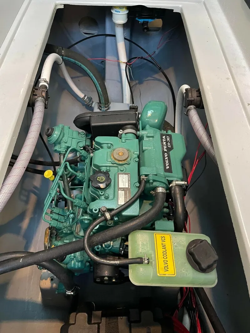 Slide: The Image of Used Sail Trimaran for sale 1987 Condor 40 - AIKI - 4895048