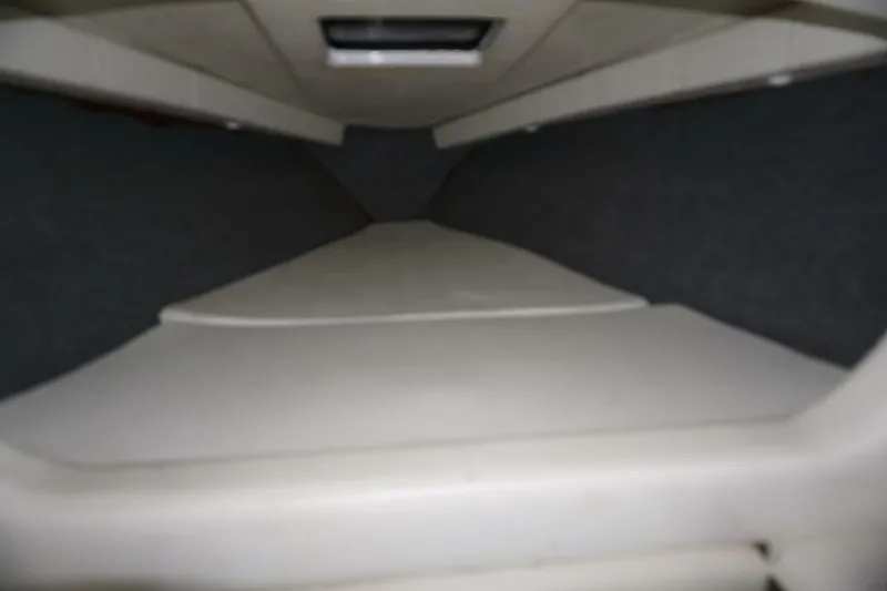 Slide: The Image of 1998 32 Active Thunder 32 CC Ms. Rita V Berth (1) - 4302142