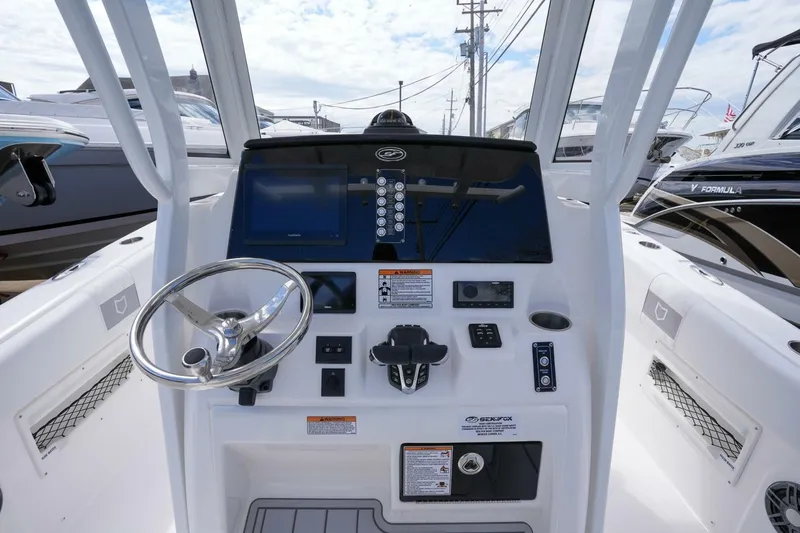 Slide: The Image of Sea Fox 268 Commander 2024 - 4328880