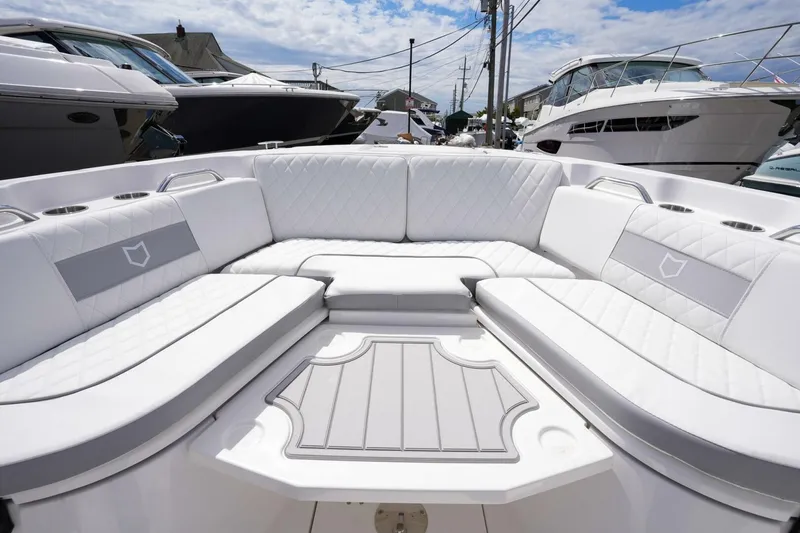 Slide: The Image of Sea Fox 268 Commander 2024 - 4328886