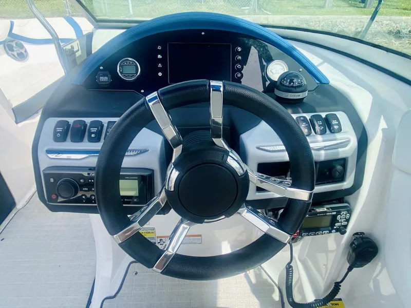 Slide: The Image of Regal 22 Fasdeck 2016 - 4309023