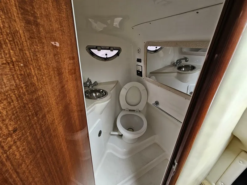 Slide: The Image of Cobalt 323 2007 - 4313744