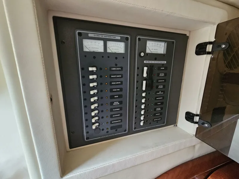 Slide: The Image of Cobalt 323 2007 - 4313747