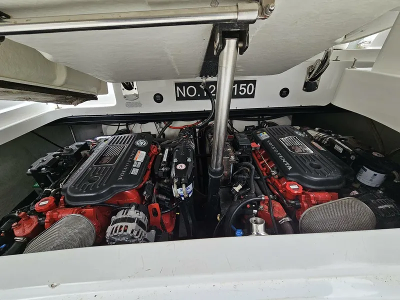 Slide: The Image of Cobalt 323 2007 - 4313750