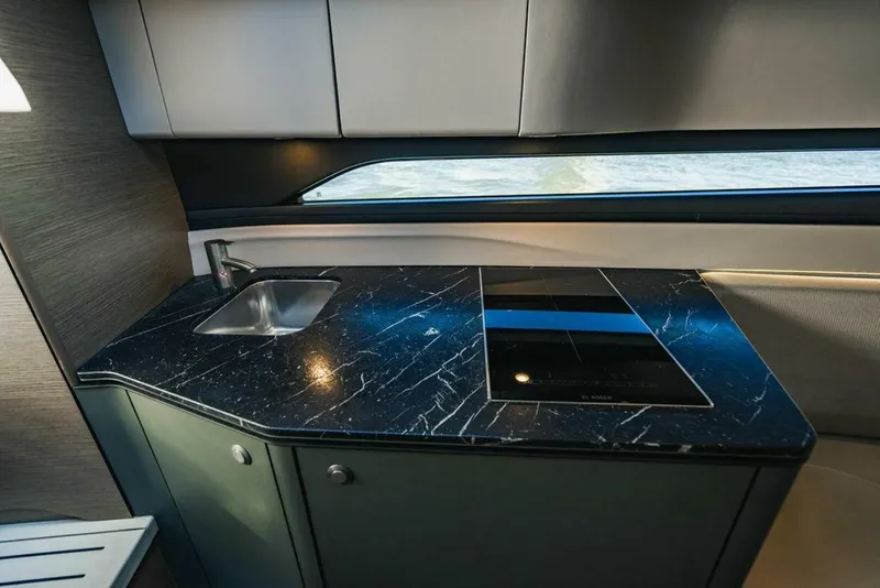 Slide: The Image of Princess R35 2020 - 4314101